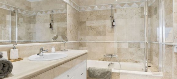 2 bedrooms Apartment in Marbella, Spain No. 166165 15