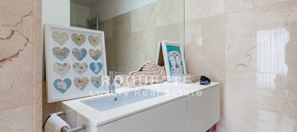 4 bedrooms Villa in Porto, Portugal No. 16397 3