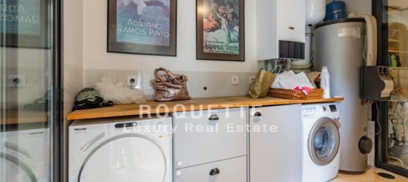 4 bedrooms Villa in Porto, Portugal No. 16397 27