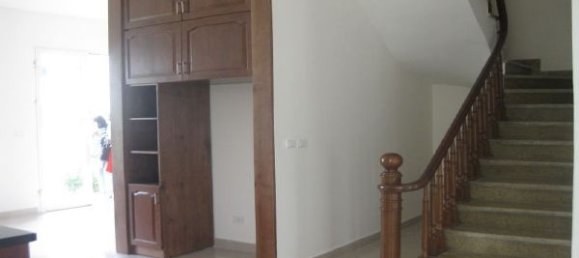 3 bedrooms Villa in Long Bien, Vietnam No. 5672 4