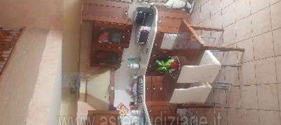 3 rooms Apartment in San Prospero, Italy No. 95506 9