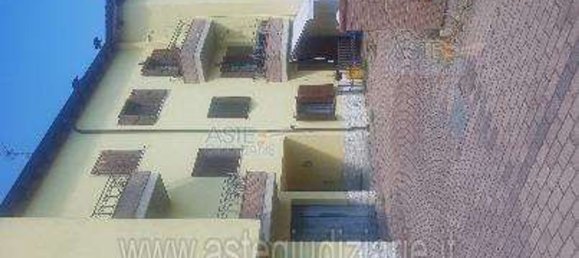 3 rooms Apartment in San Prospero, Italy No. 95506 3