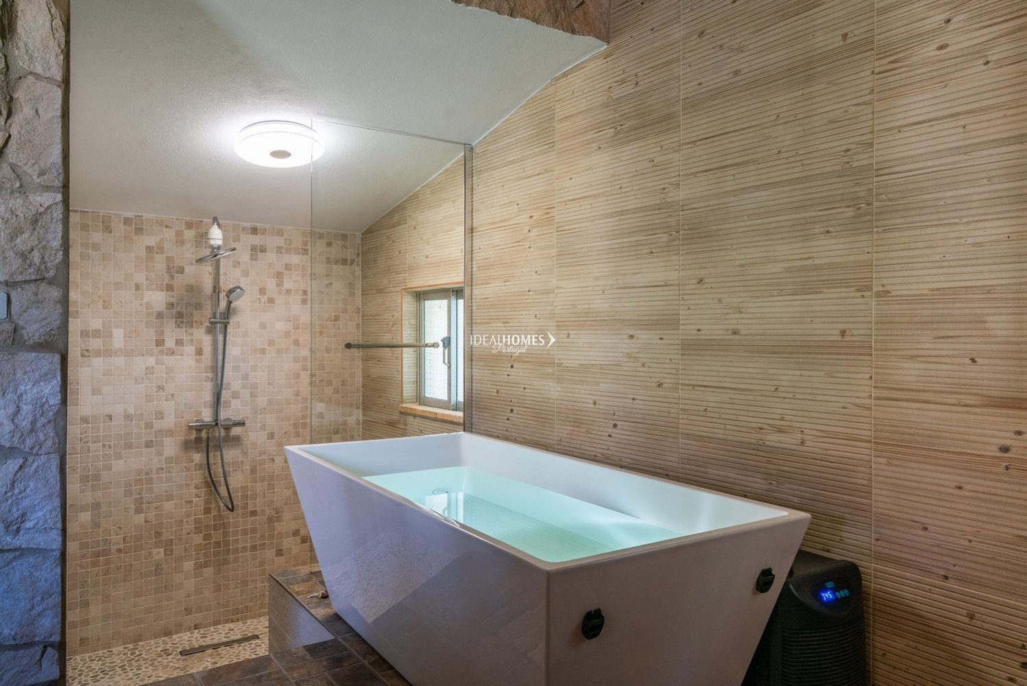 7 bedrooms House in Mexilhoeira Grande, Portugal No. 100709