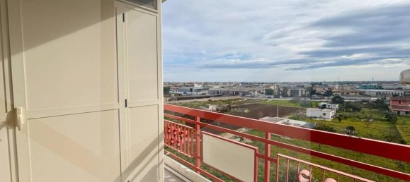 3-salle Appartement à Bisceglie, Italy No. 29623 44