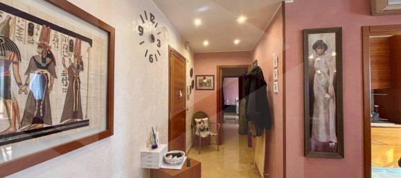 3-salle Appartement à Bisceglie, Italy No. 29623 11