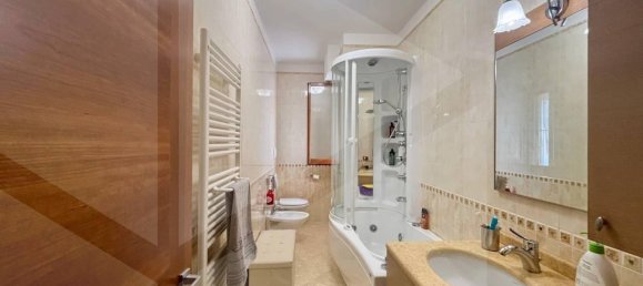 3-salle Appartement à Bisceglie, Italy No. 29623 39