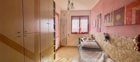 3-salle Appartement à Bisceglie, Italy No. 29623 30