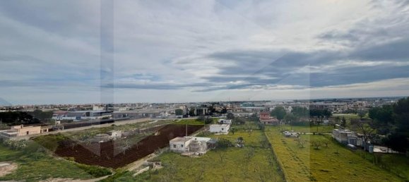 3-salle Appartement à Bisceglie, Italy No. 29623 45