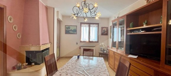 3-salle Appartement à Bisceglie, Italy No. 29623 10