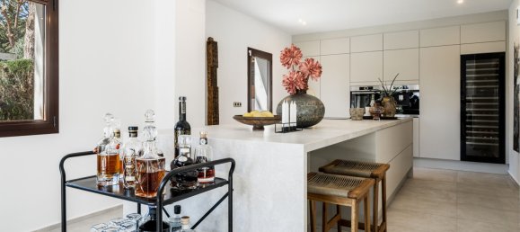 Дом с 5 спальнями в Марбелья, Испания № 82186 15