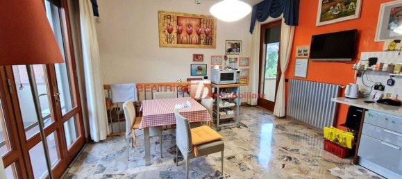 7 rooms Villa in Capannori, Italy No. 98053 17