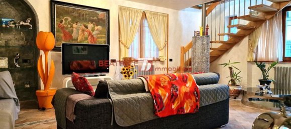 7 rooms Villa in Capannori, Italy No. 98053 2