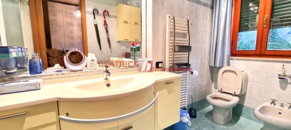 7 rooms Villa in Capannori, Italy No. 98053 32