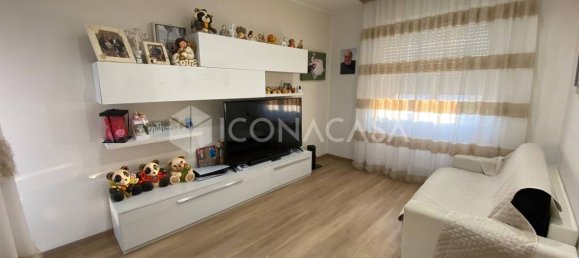 Квартира с 2 комнатами в Модуньо, Италия № 20603 3