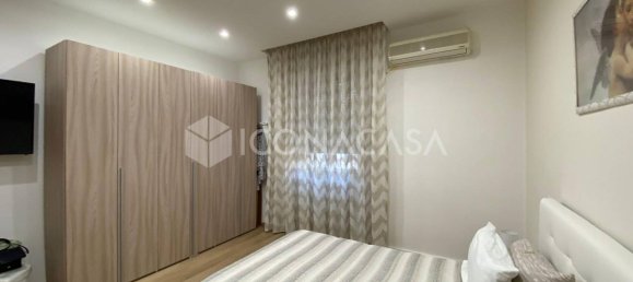 Квартира с 2 комнатами в Модуньо, Италия № 20603 7