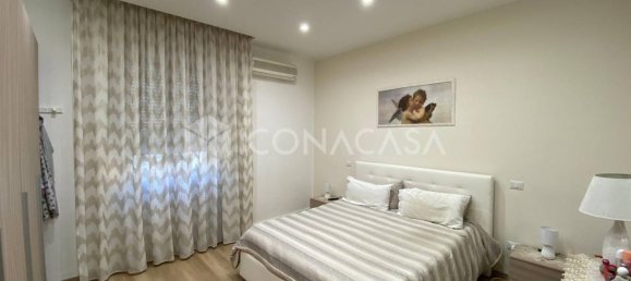 Квартира с 2 комнатами в Модуньо, Италия № 20603 8