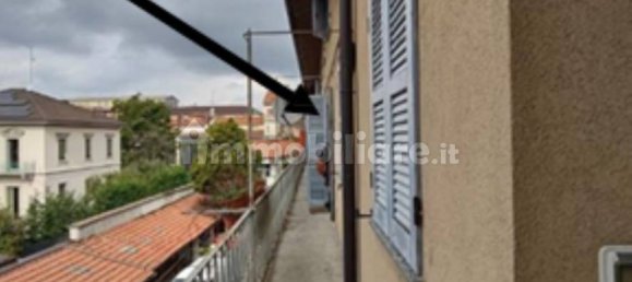 Квартира с 1 спальней в Бусто Арсицио, Италия № 266936 6