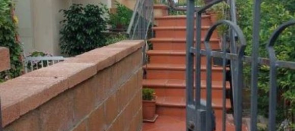 7-salle Appartement à Brolo, Italy No. 43683 3