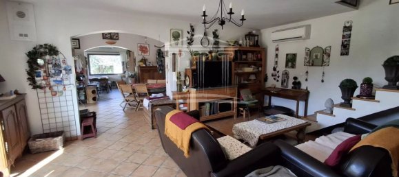 4 bedrooms Castles in Sorgues, France No. 287561 3