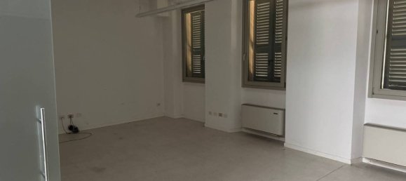 5-salle Bureau à Lodi, Italy No. 323284 19