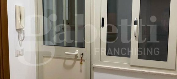 2 rooms Apartment in Palermo, Italy No. 40823 5