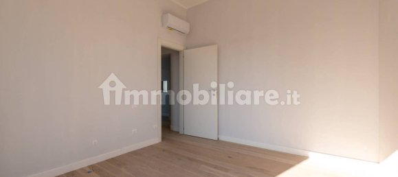 2 Schlafzimmer Wohnung in Rome, Italy, Nr. 322434 10