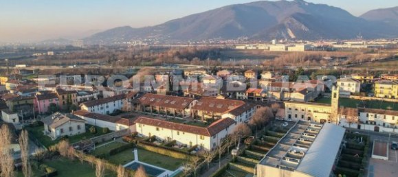 Villa de 9 divisões em Brescia, Italy N.º 107388 26