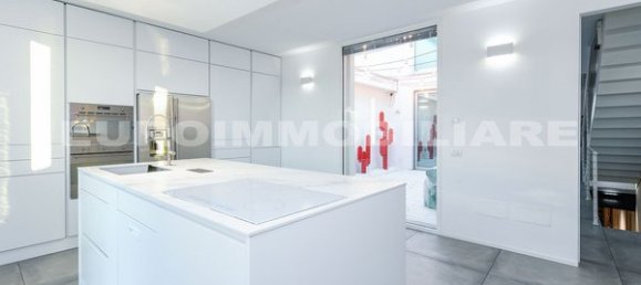 Villa de 9 divisões em Brescia, Italy N.º 107388 7