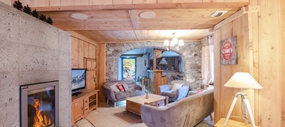 Propiedad comercial de 8 dormitorios en Vallorcine, France No. 1305 4