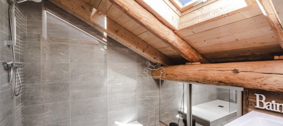 Propiedad comercial de 8 dormitorios en Vallorcine, France No. 1305 29