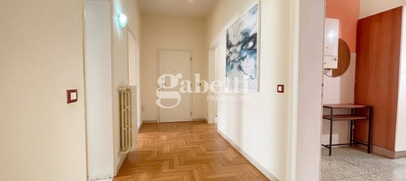 1 bedroom Apartment in Florence, Italy No. 375629 6