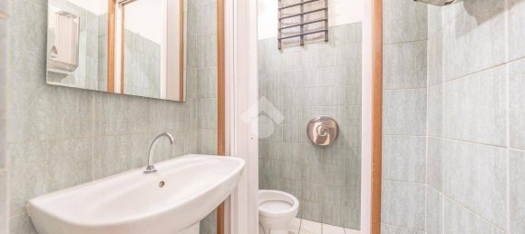 112m² Commercial property in Guidonia Montecelio, Italy No. 311798 28