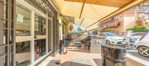 112m² Commercial property in Guidonia Montecelio, Italy No. 311798 10