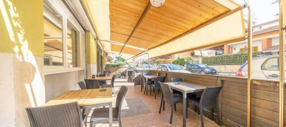 112m² Commercial property in Guidonia Montecelio, Italy No. 311798 5