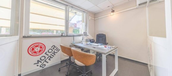 112m² Commercial property in Guidonia Montecelio, Italy No. 311798 25