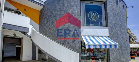 1 room Commercial property in Ardea, Italy No. 68944 3