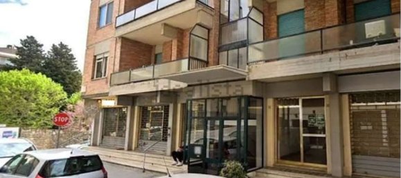 Apartamento de 5 dormitorios en Perugia, Italy No. 322847 4