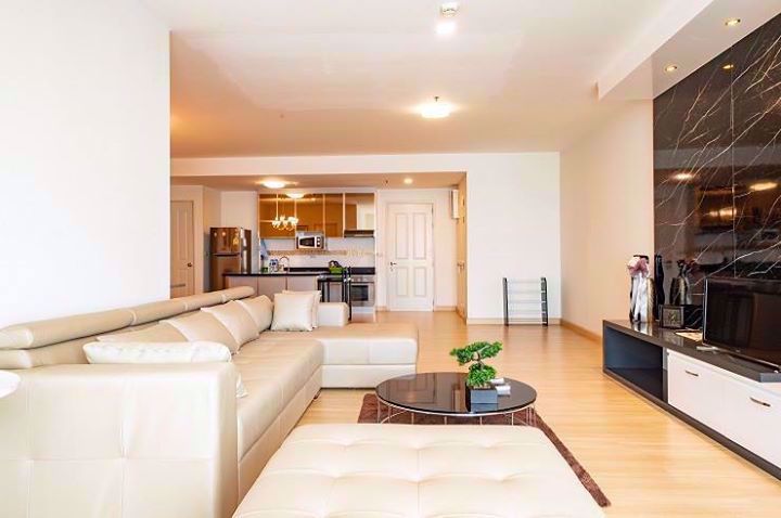 2 bedrooms Condo in Khlong San, Thailand No. 10483