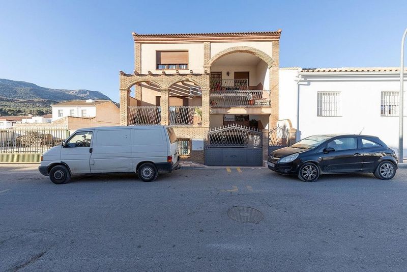 3 bedrooms Apartment in Granada, Spain No. 219829