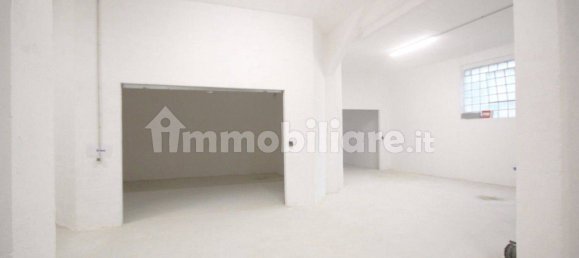 23m² Garage in Genoa, Italy No. 53084 3