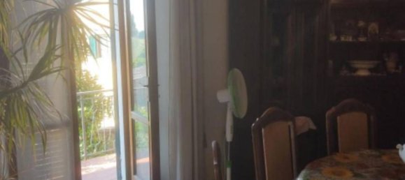 2-salle Appartement à Cortona, Italy No. 306606 9