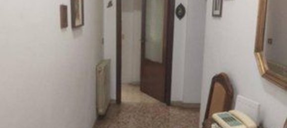 2-salle Appartement à Cortona, Italy No. 306606 12