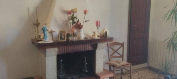 2-salle Appartement à Cortona, Italy No. 306606 4