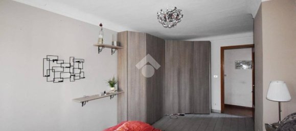 4 bedrooms House in Ivrea, Italy No. 173706 12