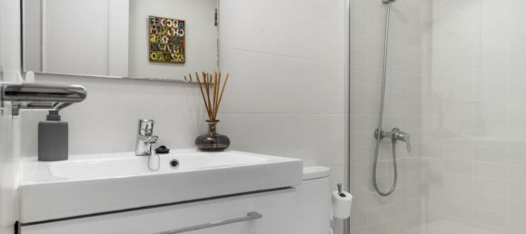 3 bedrooms Townhouse in Estepona, Spain No. 50068 2