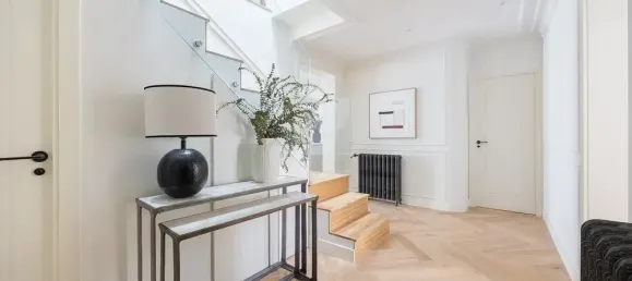 4 bedrooms Duplex in Madrid, Spain No. 161664 16