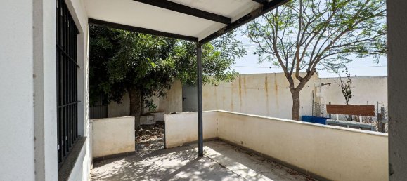 4 bedrooms House in Roquetas de Mar, Spain No. 152342 5