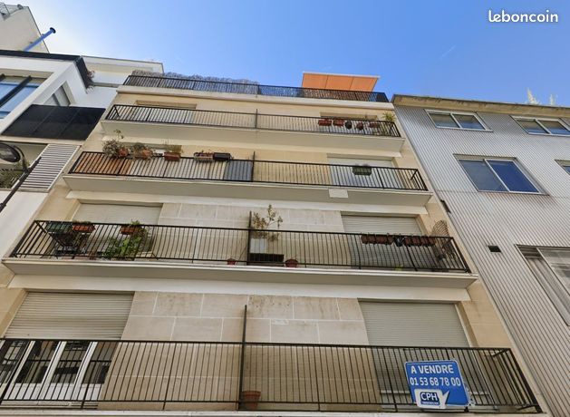 2 bedrooms Apartment in Paris, France No. 312093