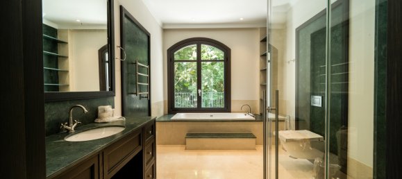 6 Schlafzimmer Villa in Marbella, Spain, Nr. 101878 16