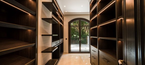 6 Schlafzimmer Villa in Marbella, Spain, Nr. 101878 10